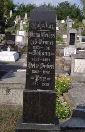 Herbert Peter 1862-1948 Kroner Anna 1865-1911 Grabstein